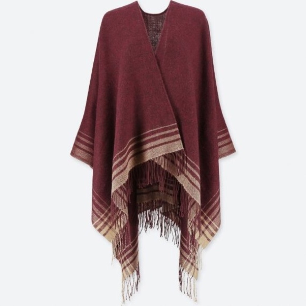 NWOT Uniqlo stole poncho